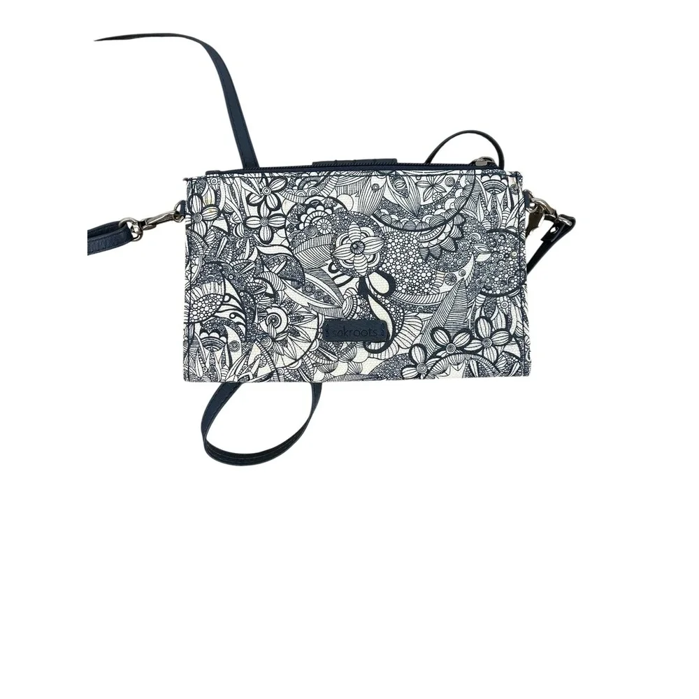 Sakroots crossbody wallet